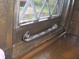 listed building window repair